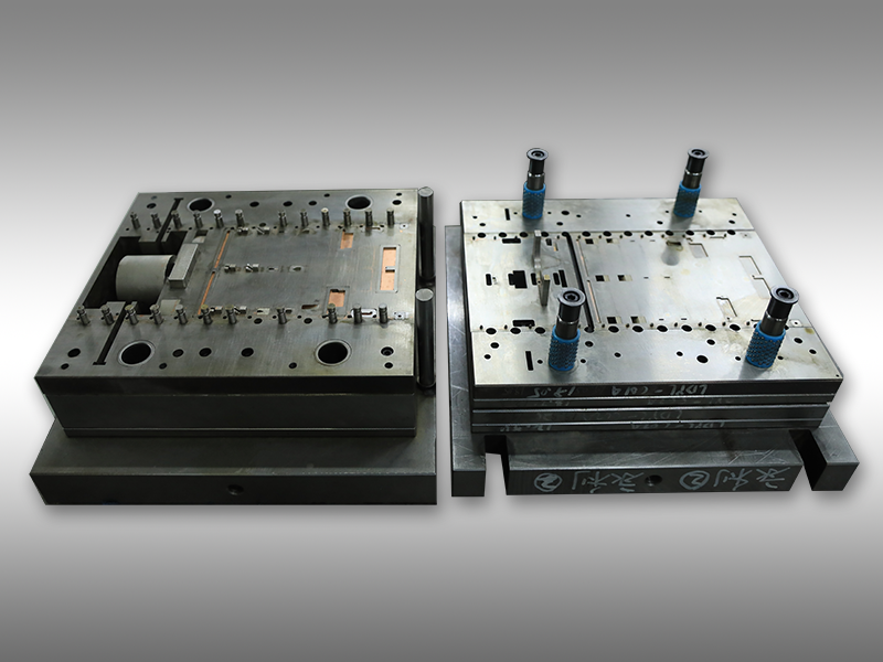 解决冲压模具刻字深度过浅导致标识不清的有效方法